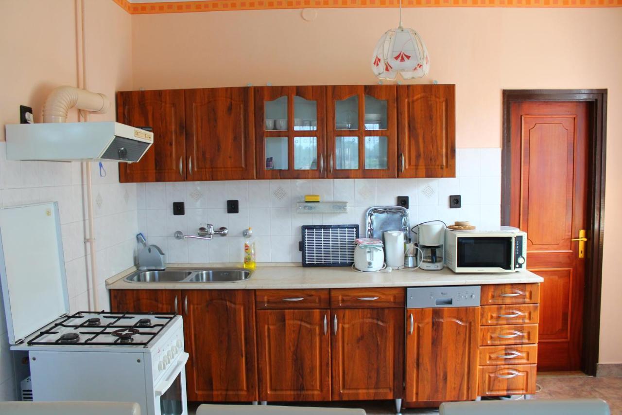 Ibolya Apartmanok Fonyód Екстериор снимка